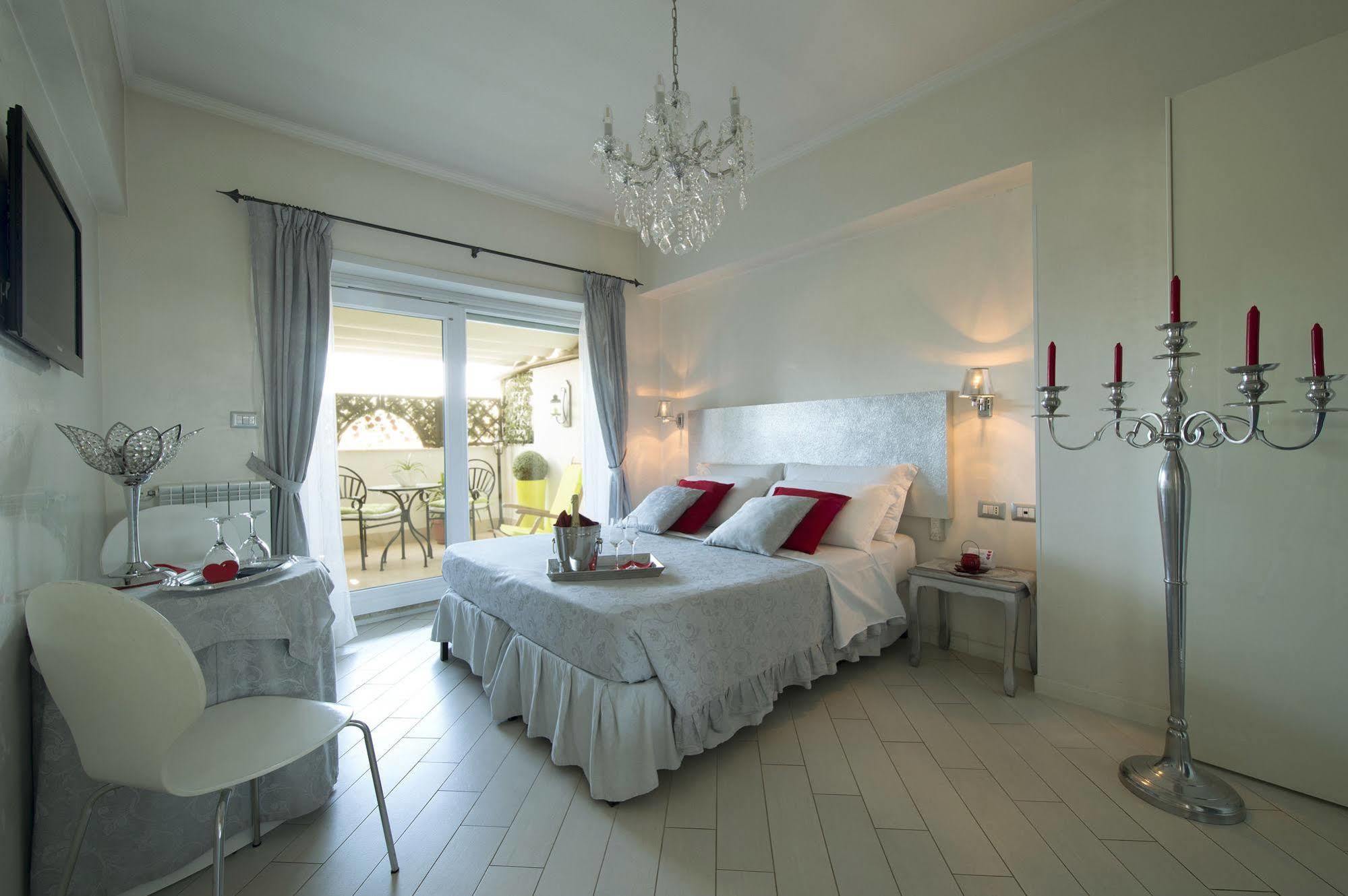 Suites Roma Tiburtina Bagian luar foto