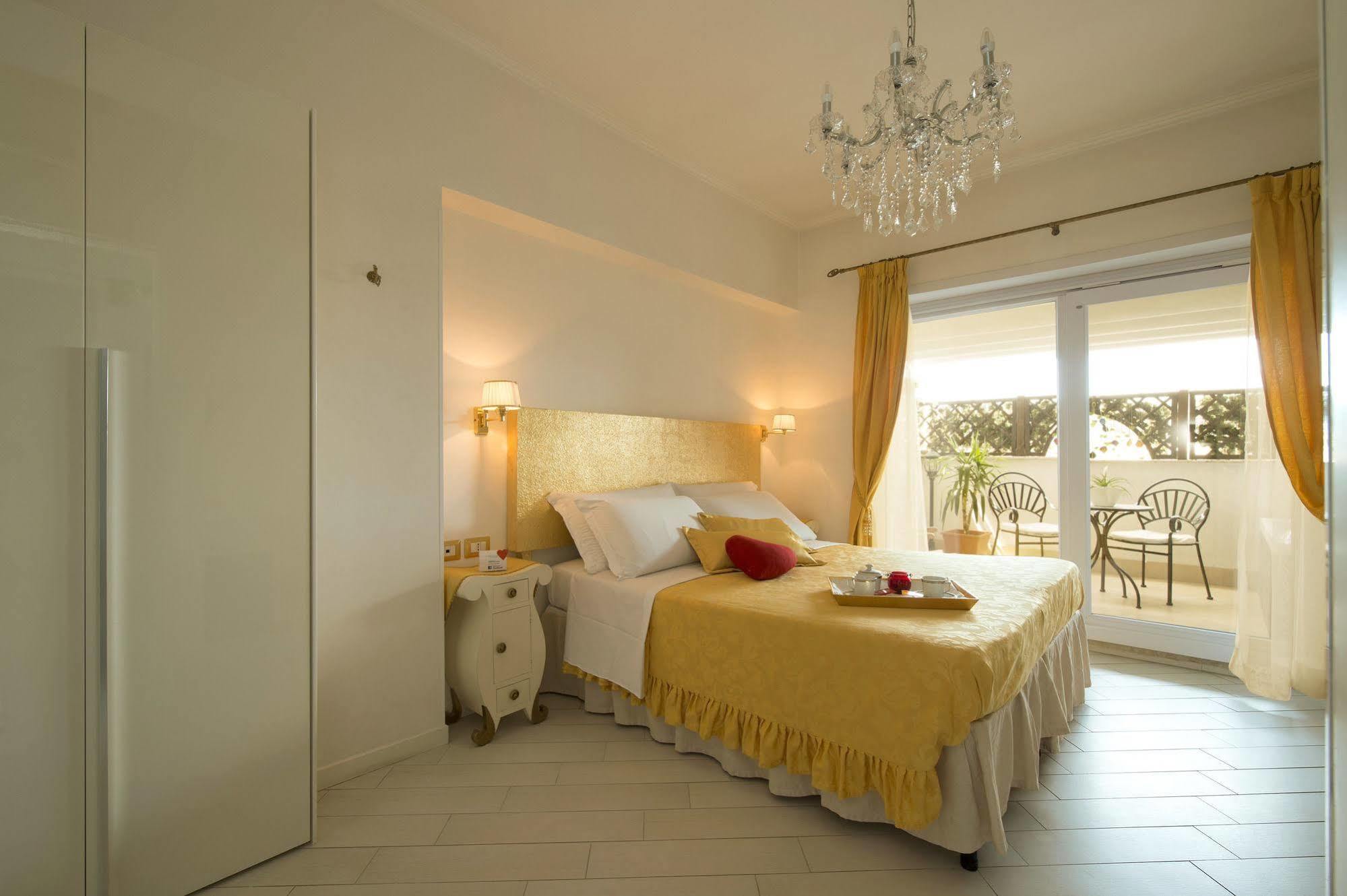 Suites Roma Tiburtina Bagian luar foto